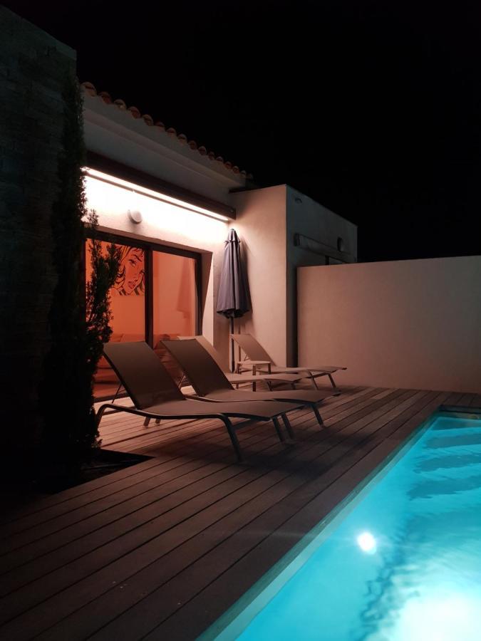 Villa Home Holiday A Cala Rossa レクシ エクステリア 写真