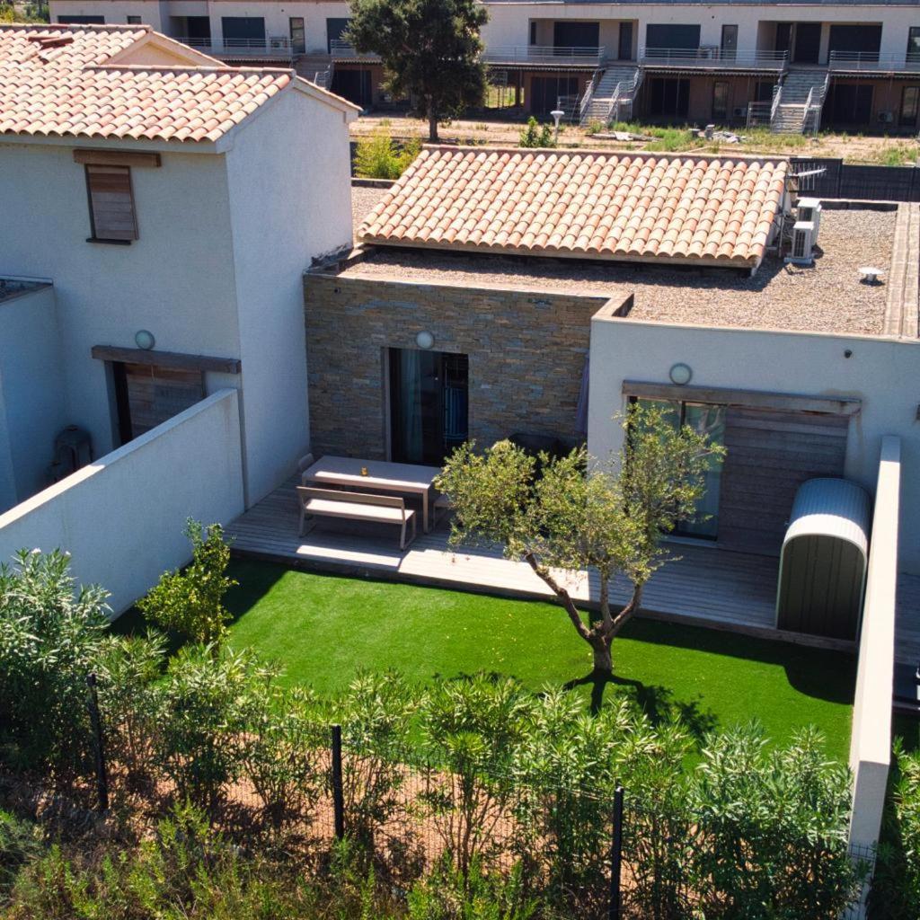 Villa Home Holiday A Cala Rossa レクシ エクステリア 写真